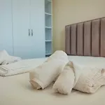 Luxury Apartment At Myslym Shyri