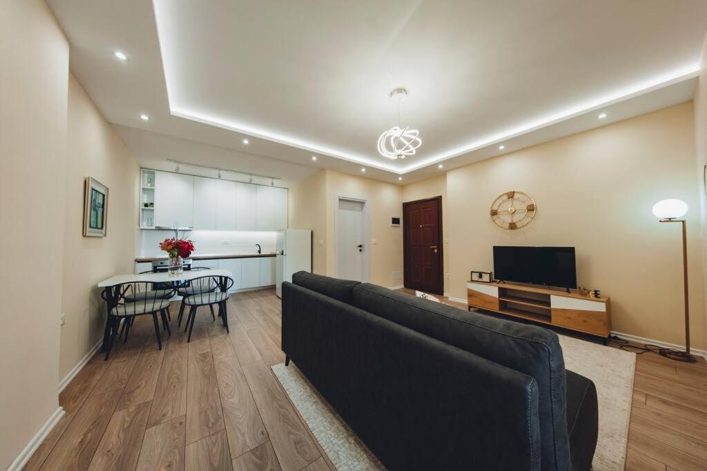 Apartament Luxury At Myslym Shyri