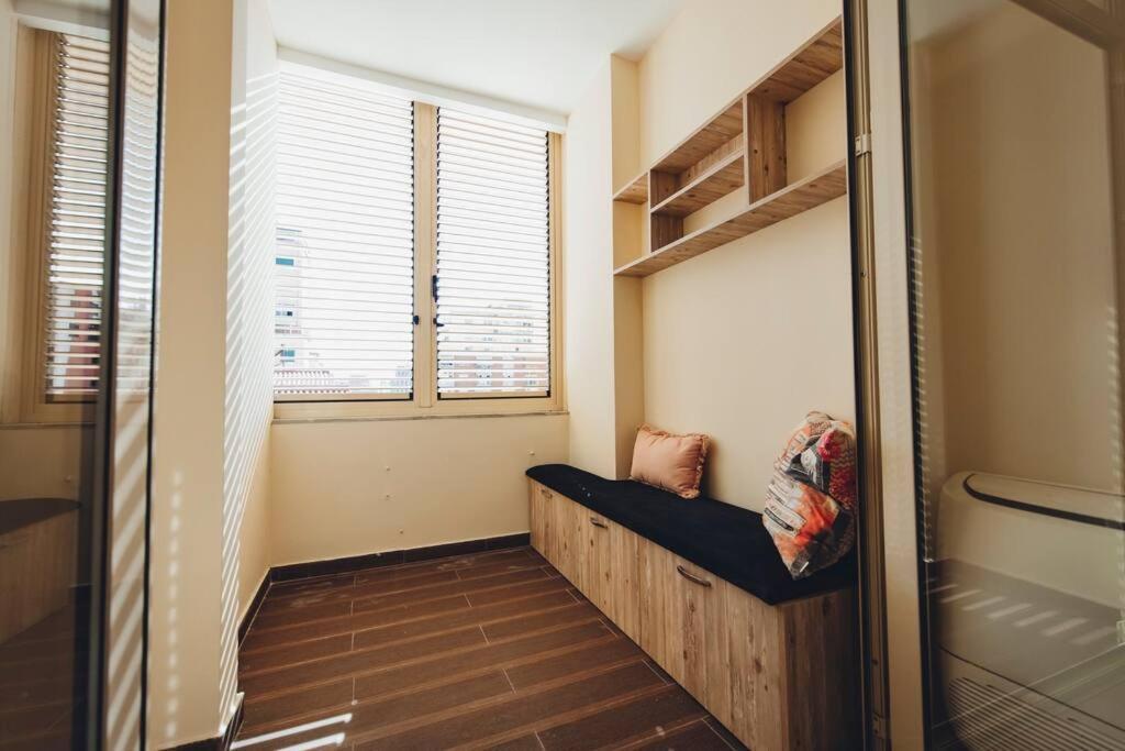 Luxury At Myslym Shyri Apartament